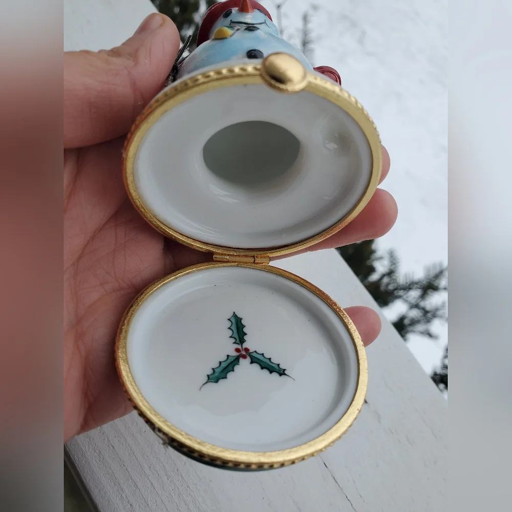 Limoges France Vintage Snowman Hand Painted Poecelin Trinket Box